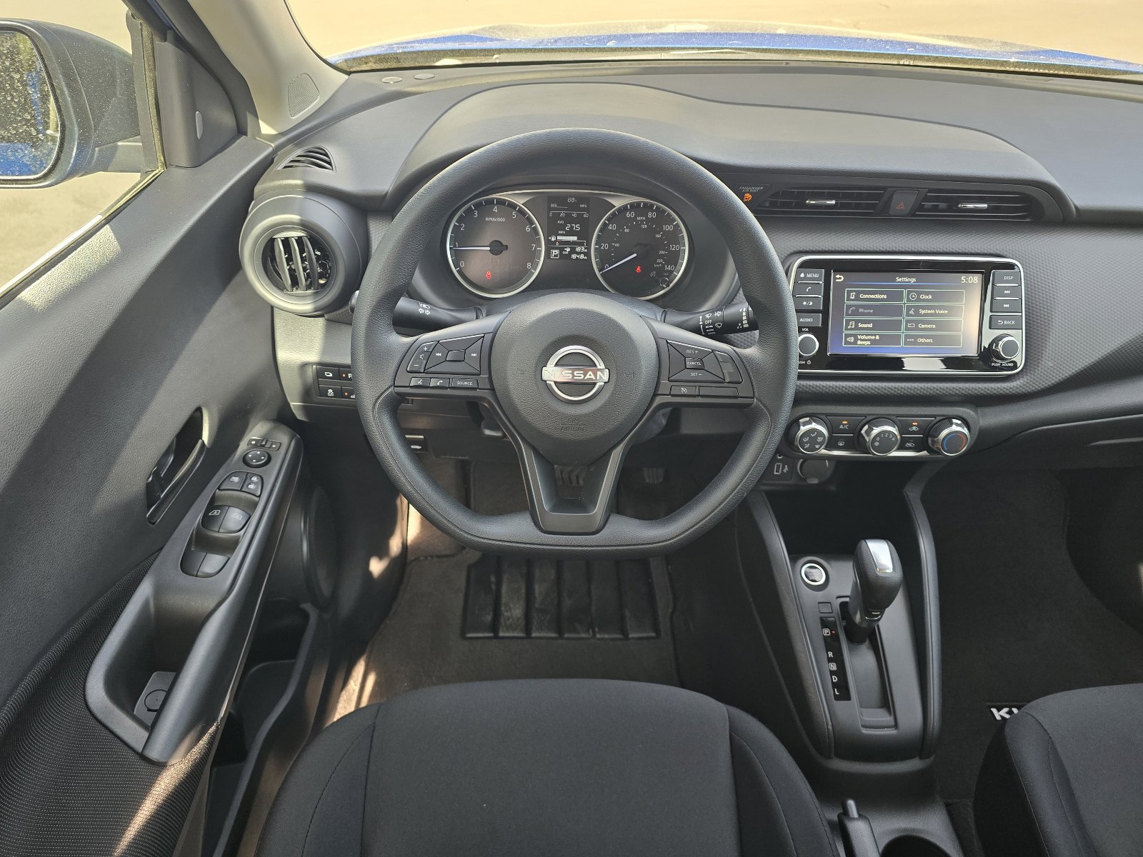 Used 2025 Nissan Kicks Play S image 13