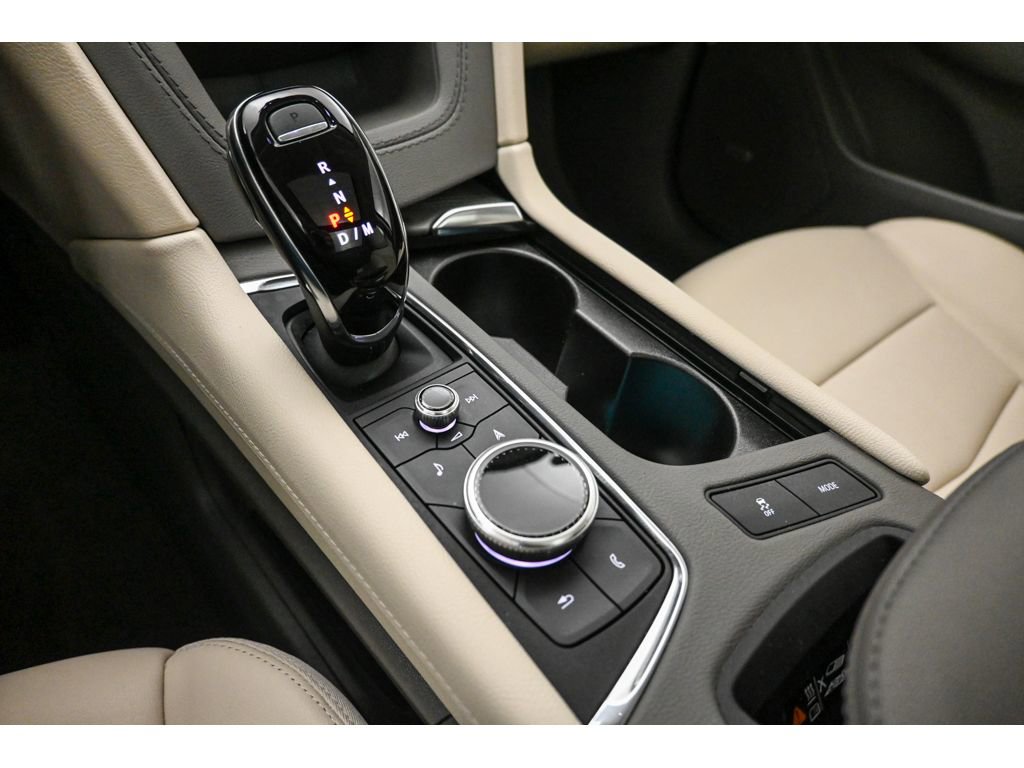 Used 2024 Cadillac XT5 Premium Luxury FWD image 15