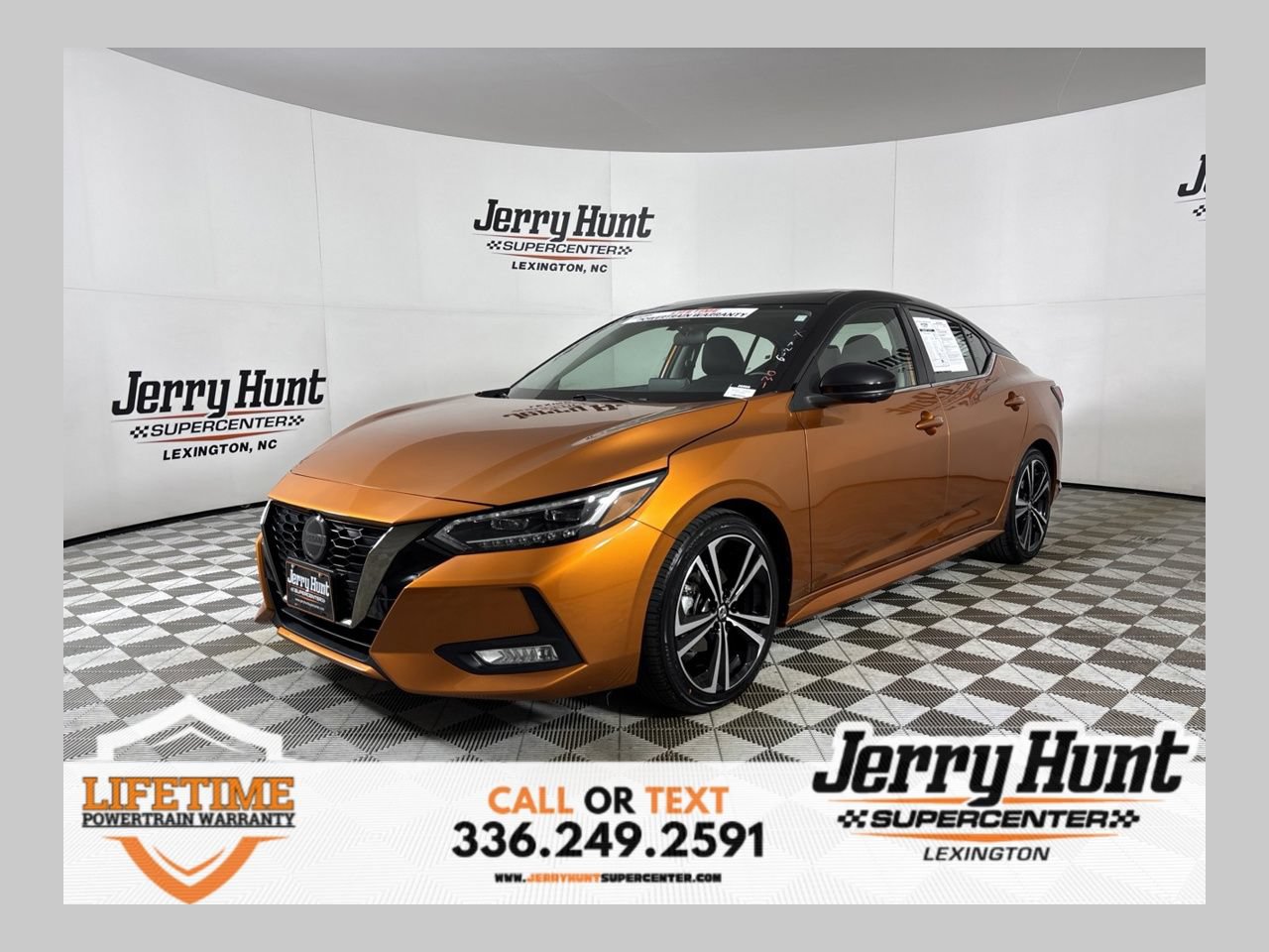 Used 2023 Nissan Sentra SR w/ SR Premium Package FWD image 1