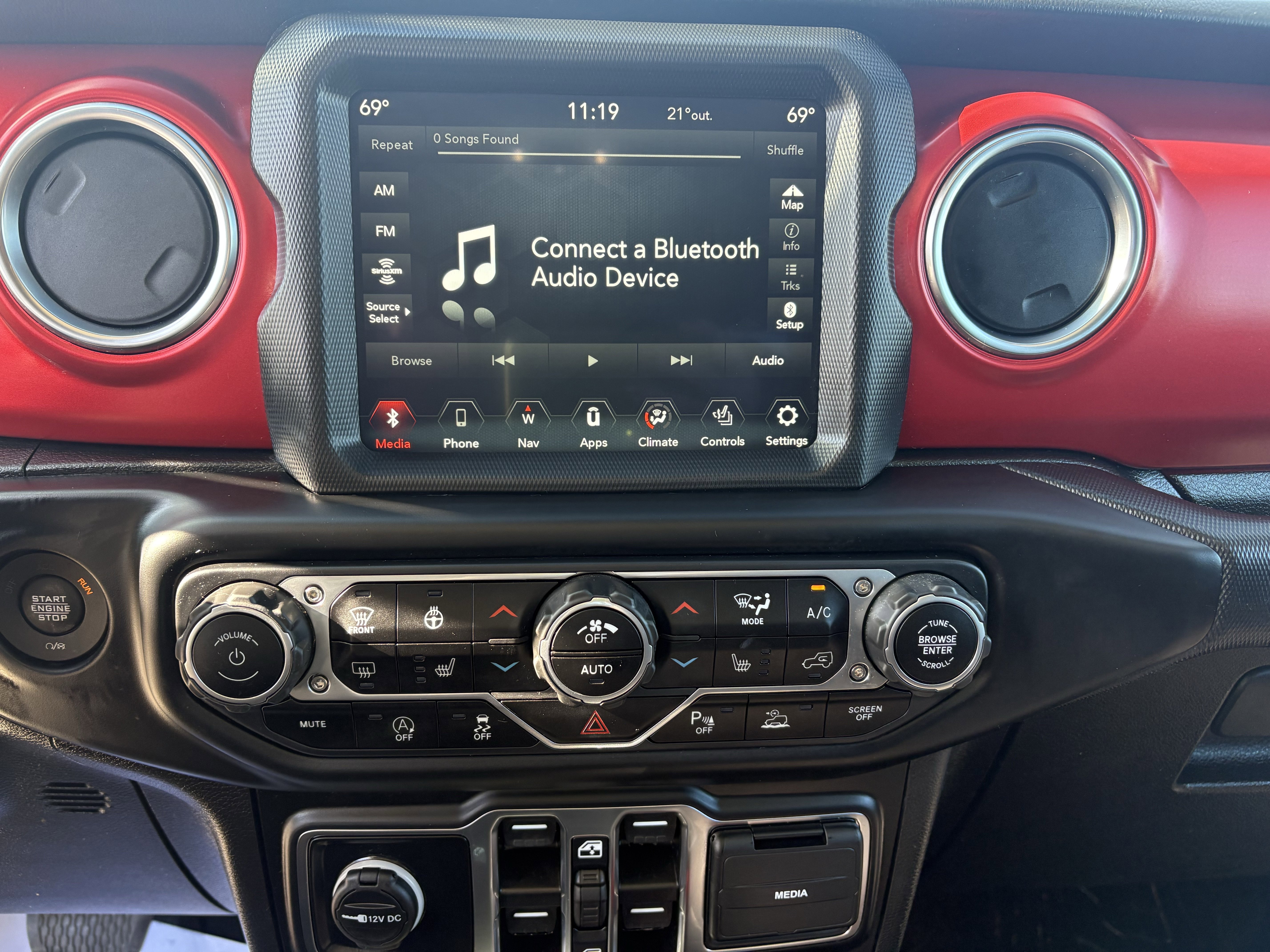 Used 2021 Jeep Gladiator Rubicon image 13