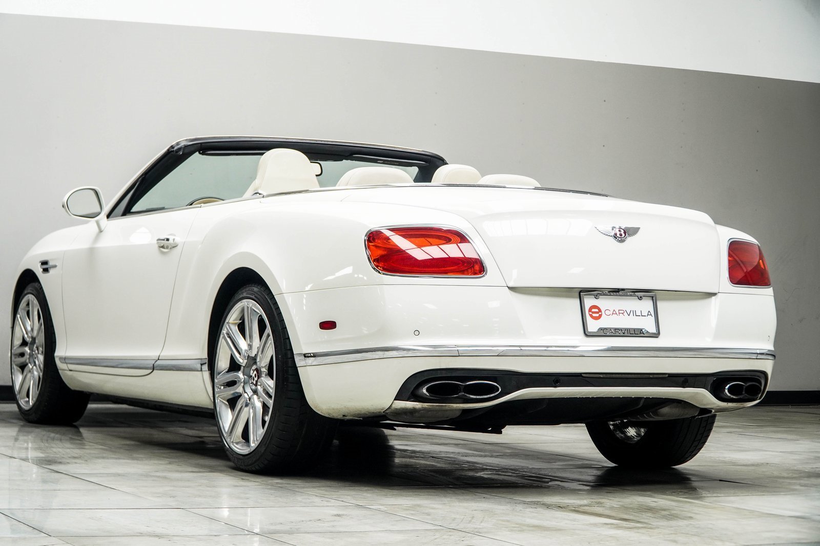 Used 2017 Bentley Continental GT image 12