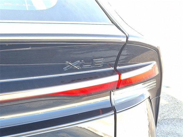 Used 2025 Toyota Prius AWD image 32