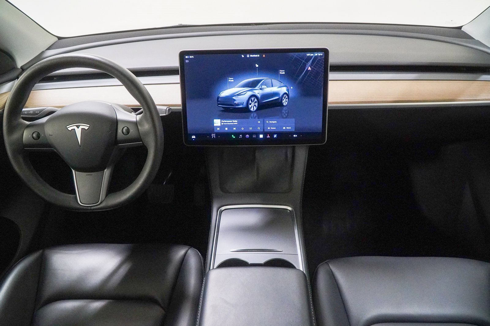 Used 2023 Tesla Model Y Long Range image 26