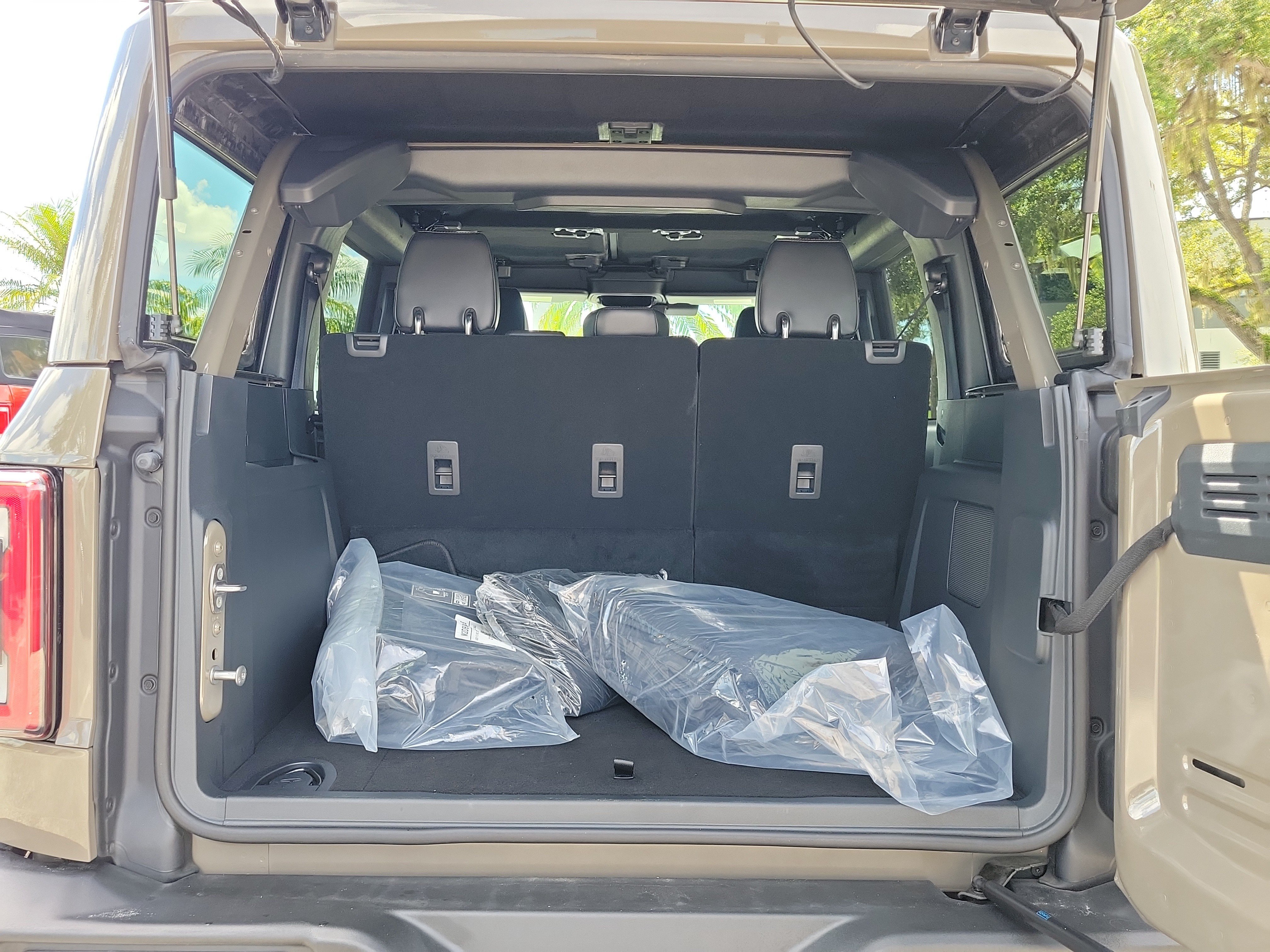 Certified 2025 Ford Bronco Outer Banks AWD/4WD image 9
