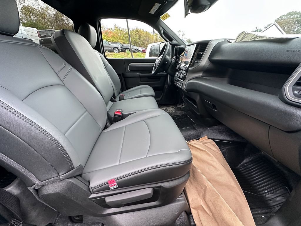 New 2026 RAM 5500 Tradesman w/ Chrome Appearance Group image 4