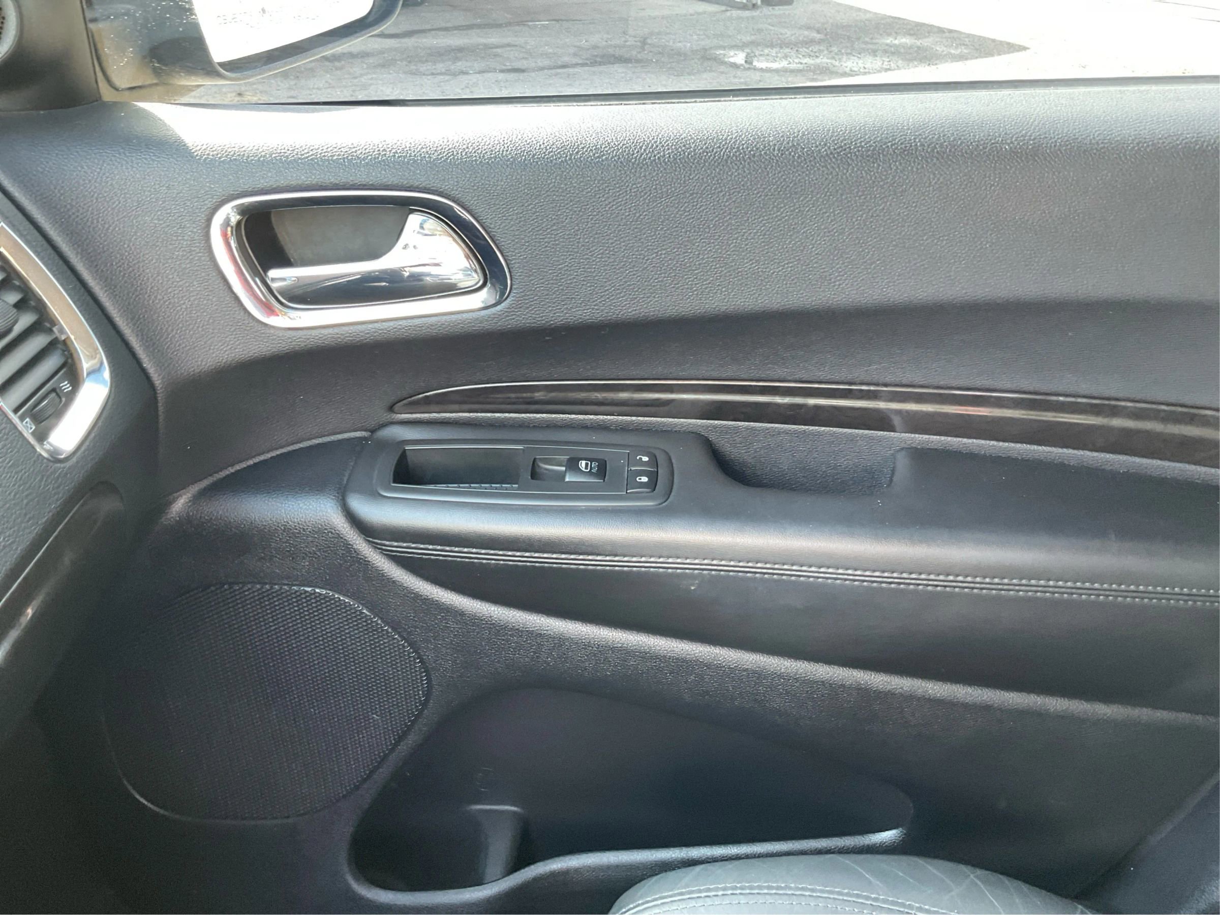 Used 2016 Dodge Durango Limited w/ Nav & Power Liftgate Group image 21