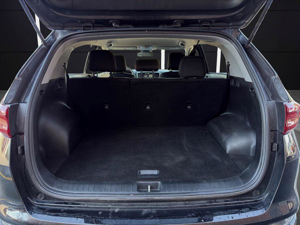 Used 2022 Kia Sportage LX image 22