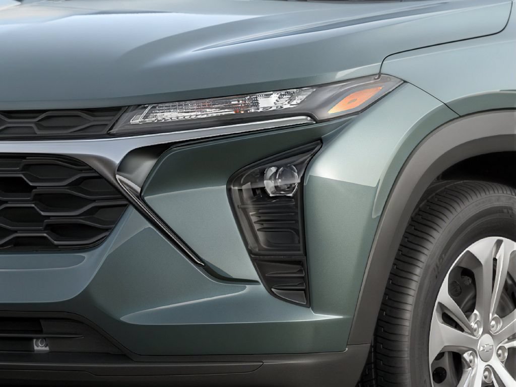 New 2026 Chevrolet Trax LS w/ LS Convenience Package FWD image 8