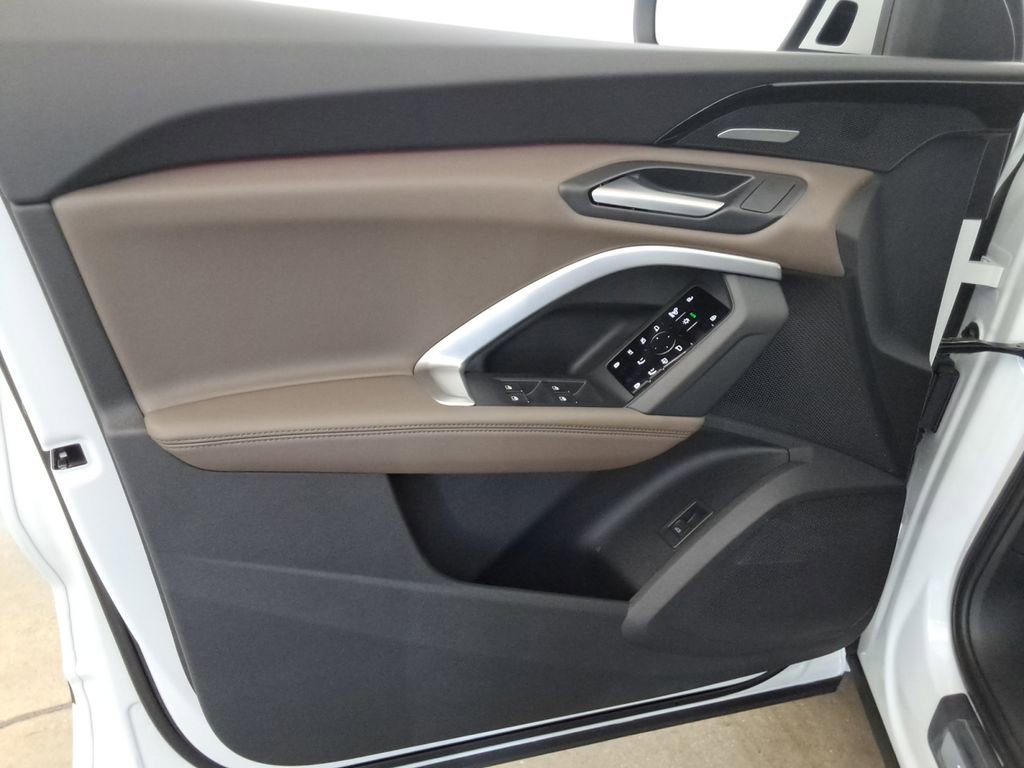 New 2025 Audi Q5 Prestige image 17