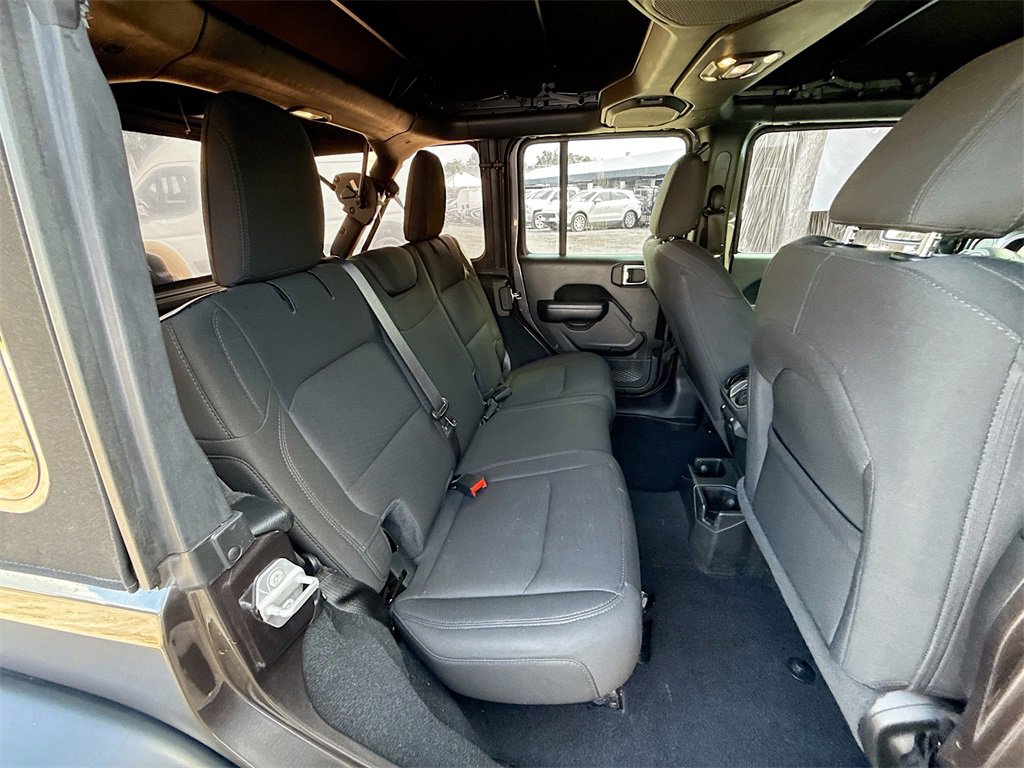Used 2021 Jeep Wrangler Unlimited Sport image 30