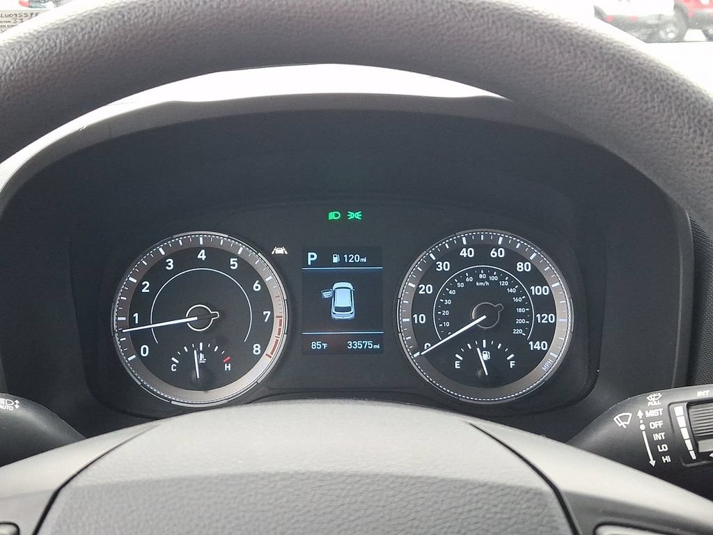 Used 2020 Hyundai Venue SE FWD image 19