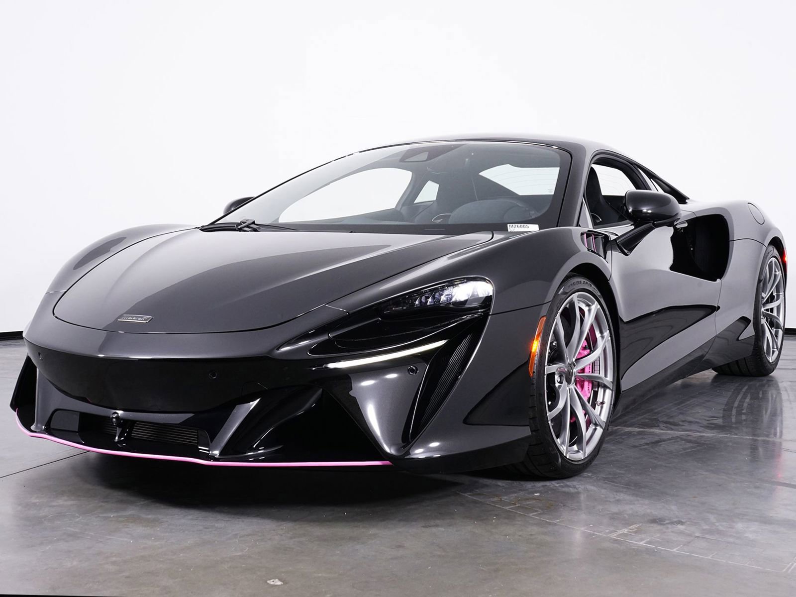 New 2026 McLaren Artura image 26