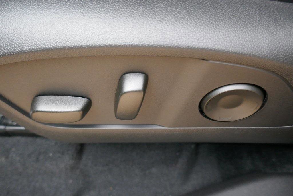 New 2026 Buick Enclave Sport Touring w/ Super Cruise Package image 14