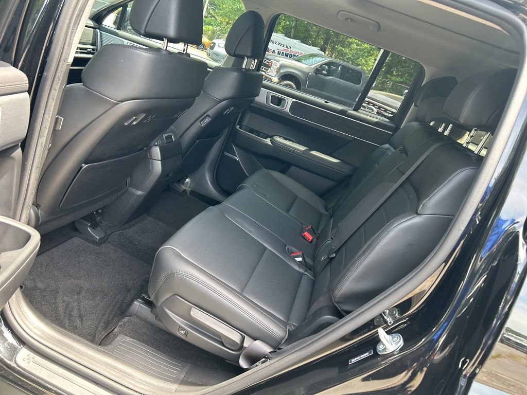 Certified 2024 Hyundai Santa Fe Limited FWD image 28