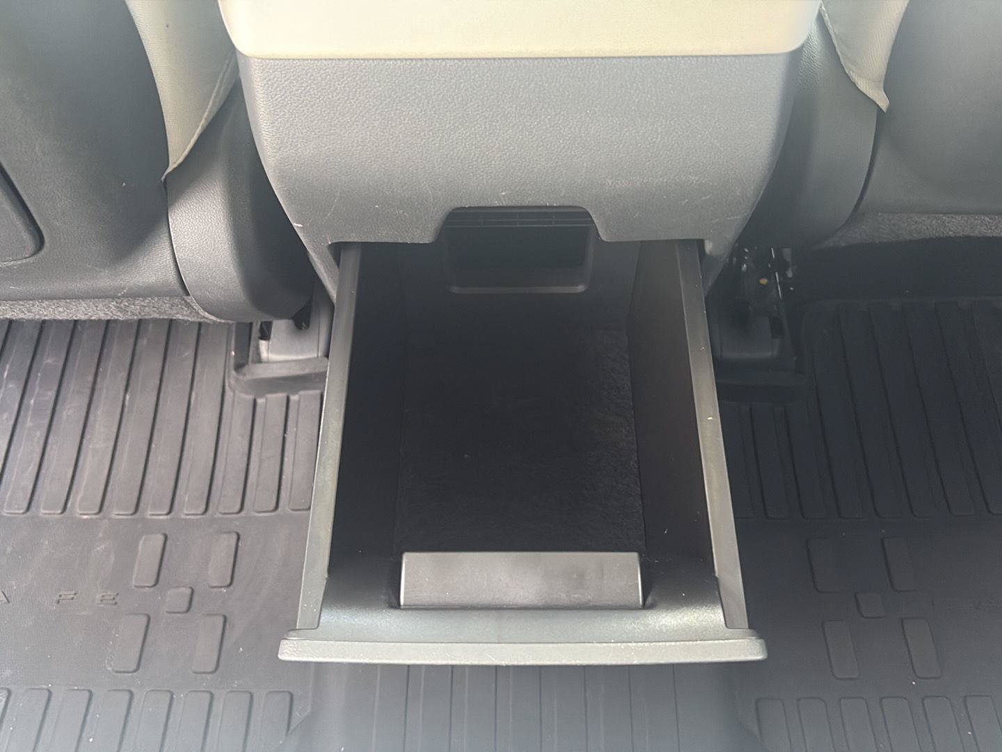 Used 2025 Hyundai Santa Fe SE AWD/4WD image 32