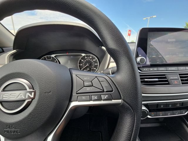 New 2026 Nissan Altima 2.5 SV FWD image 12