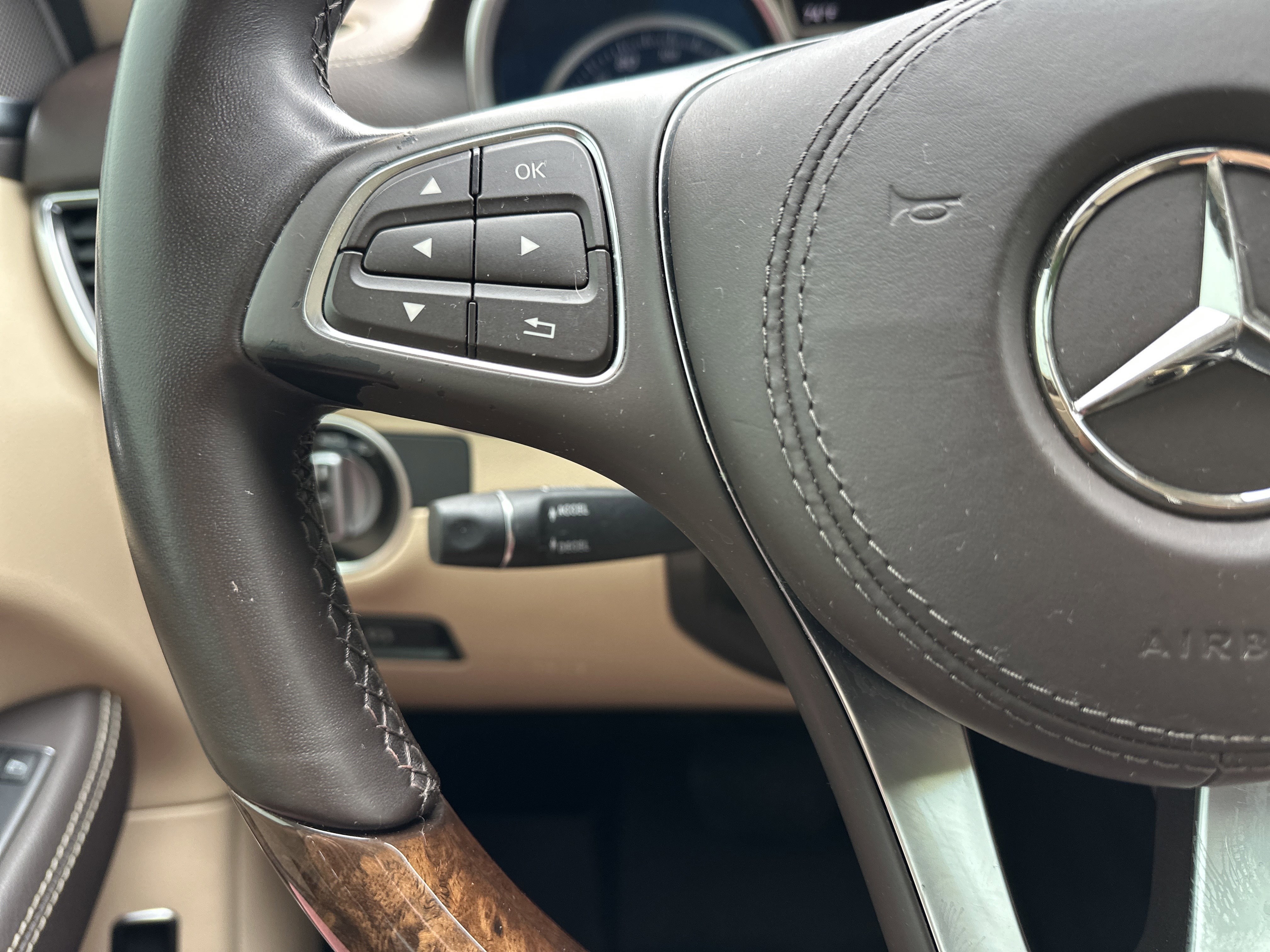 Used 2018 Mercedes-Benz GLS 450 4MATIC image 19