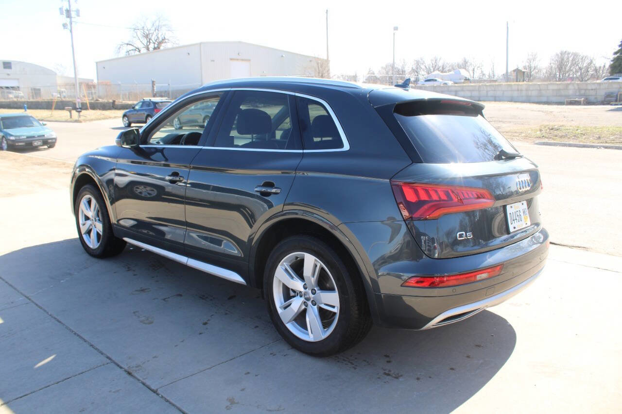 Used 2018 Audi Q5 2.0T Premium Plus w/ Premium Plus Package image 6
