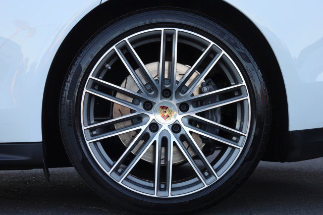 Used 2020 Porsche Panamera 4 AWD/4WD image 58