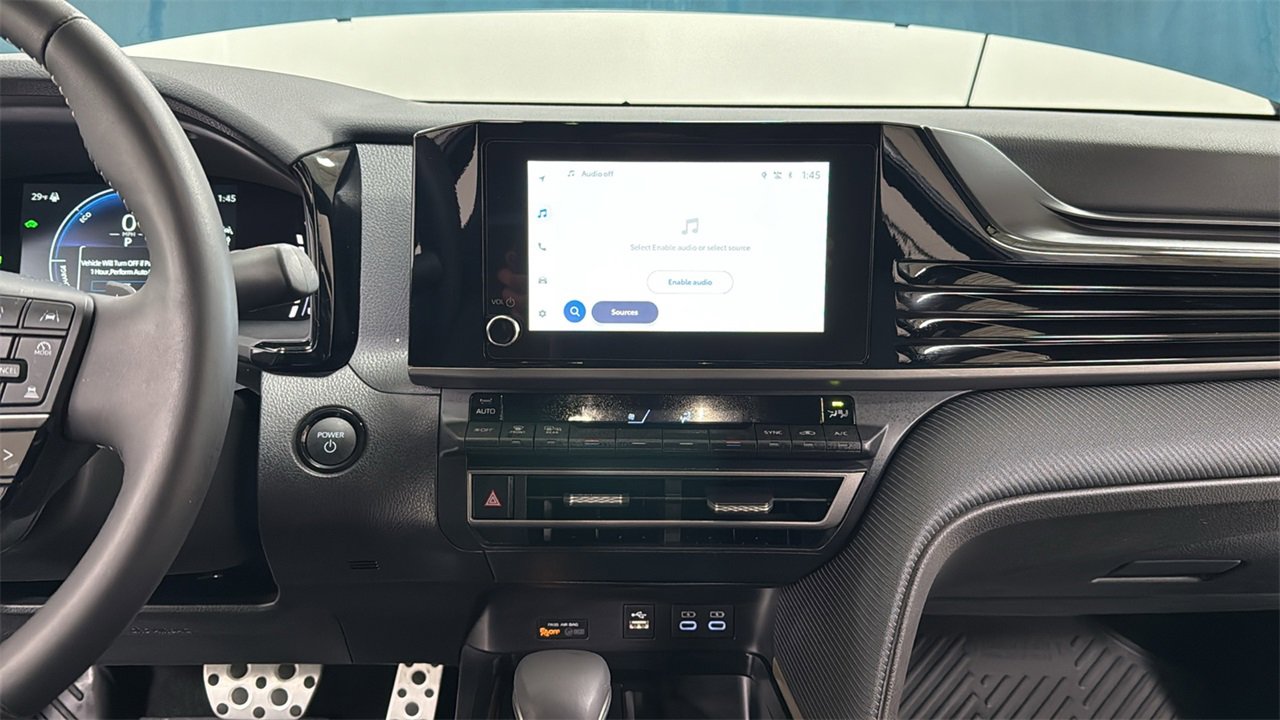 Certified 2025 Toyota Camry SE image 10