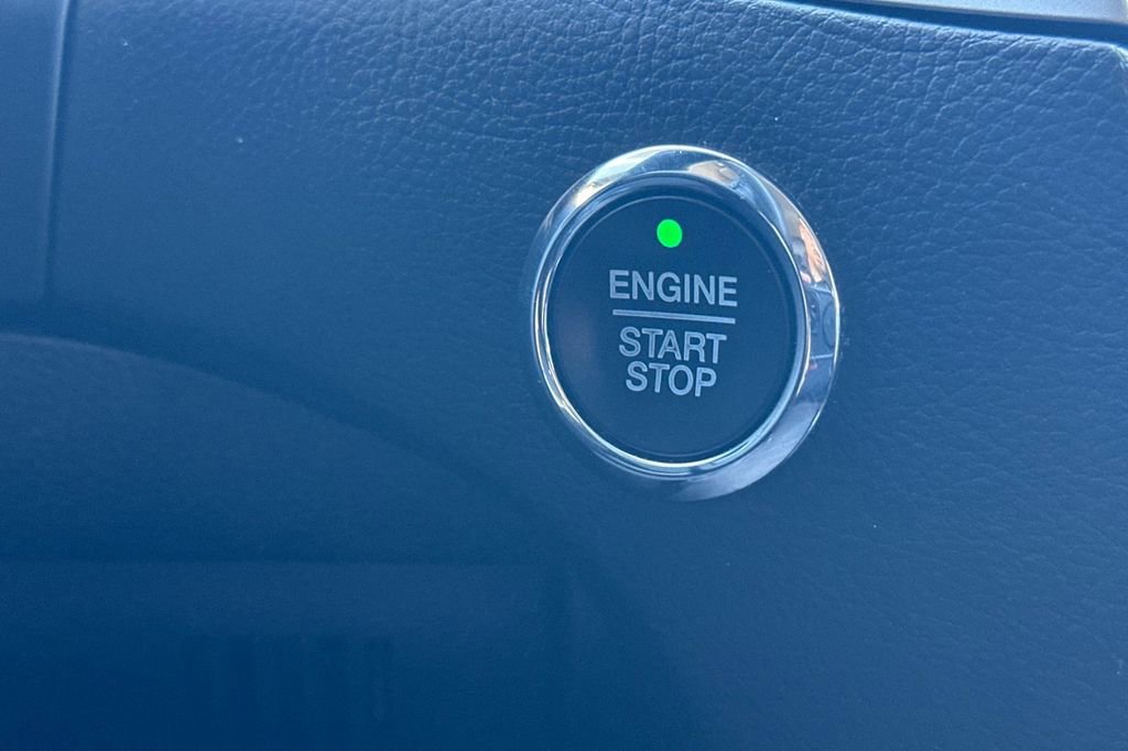 Certified 2020 Ford Edge SEL FWD image 25