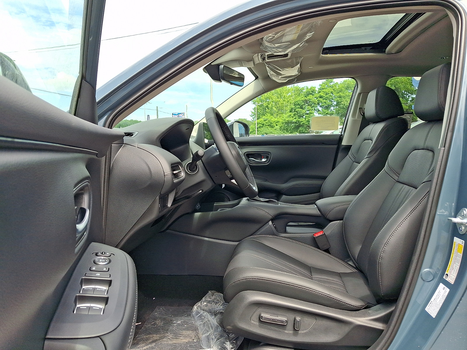New 2027 Honda HR-V EX-L image 6