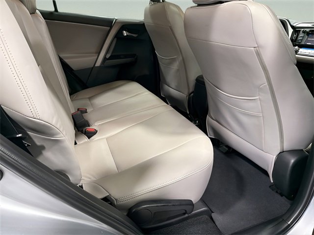 Used 2018 Toyota RAV4 XLE image 32