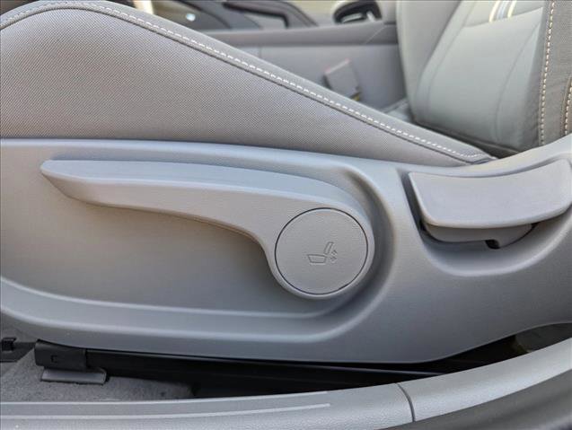New 2026 Hyundai Elantra Sport FWD image 11