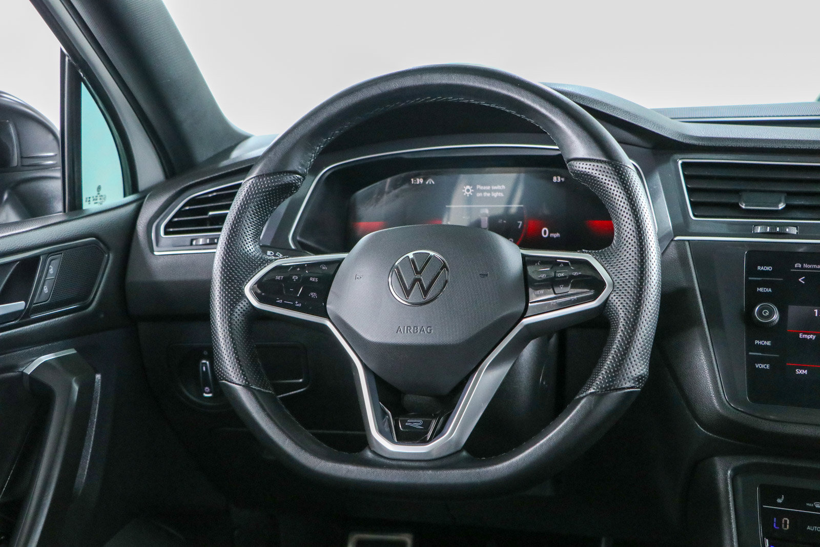 Used 2023 Volkswagen Tiguan SE R-Line AWD/4WD image 12