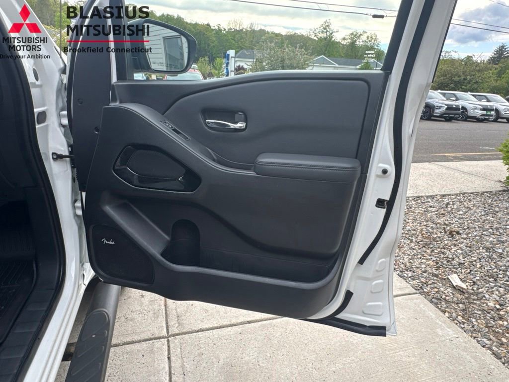 Used 2022 Nissan Frontier PRO-4X AWD/4WD image 40