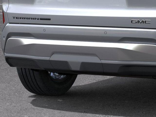 New 2026 GMC Terrain Denali w/ LPO, Black Badging Package image 14