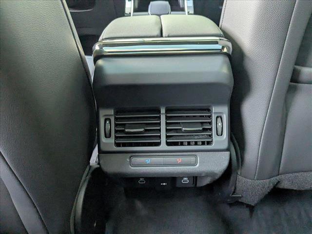 Certified 2024 Land Rover Range Rover Evoque Dynamic SE image 19
