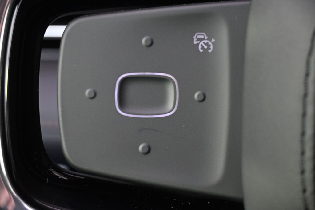 New 2026 Lincoln Nautilus Premier w/ Equipment Group 102A image 30