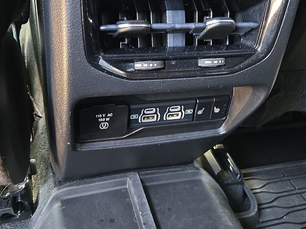 Used 2022 Jeep Grand Cherokee Trailhawk w/ ADV Protech Group II AWD/4WD image 17