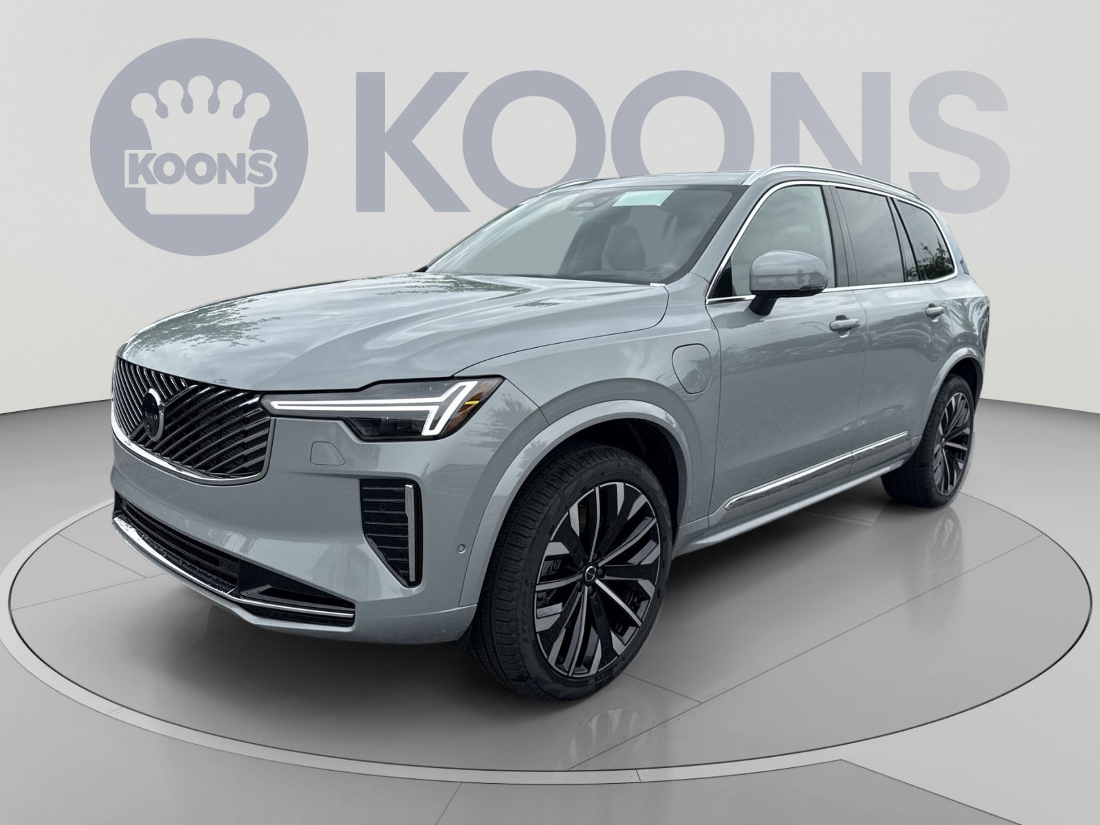 New 2026 Volvo XC90 T8 Ultra w/ Protection Package AWD/4WD image 1