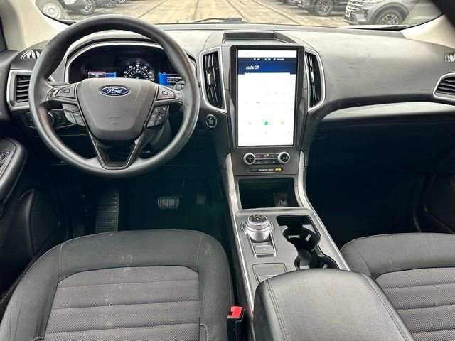 Certified 2021 Ford Edge SE image 9