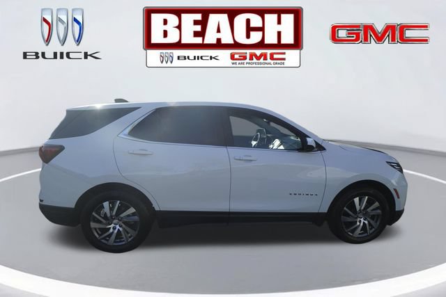 Used 2022 Chevrolet Equinox LT FWD image 2