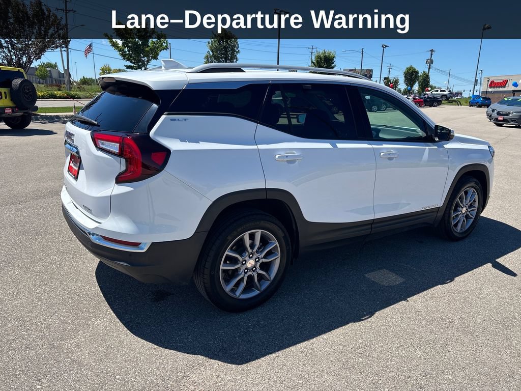 Used 2023 GMC Terrain SLT w/ Tech Package AWD/4WD image 6