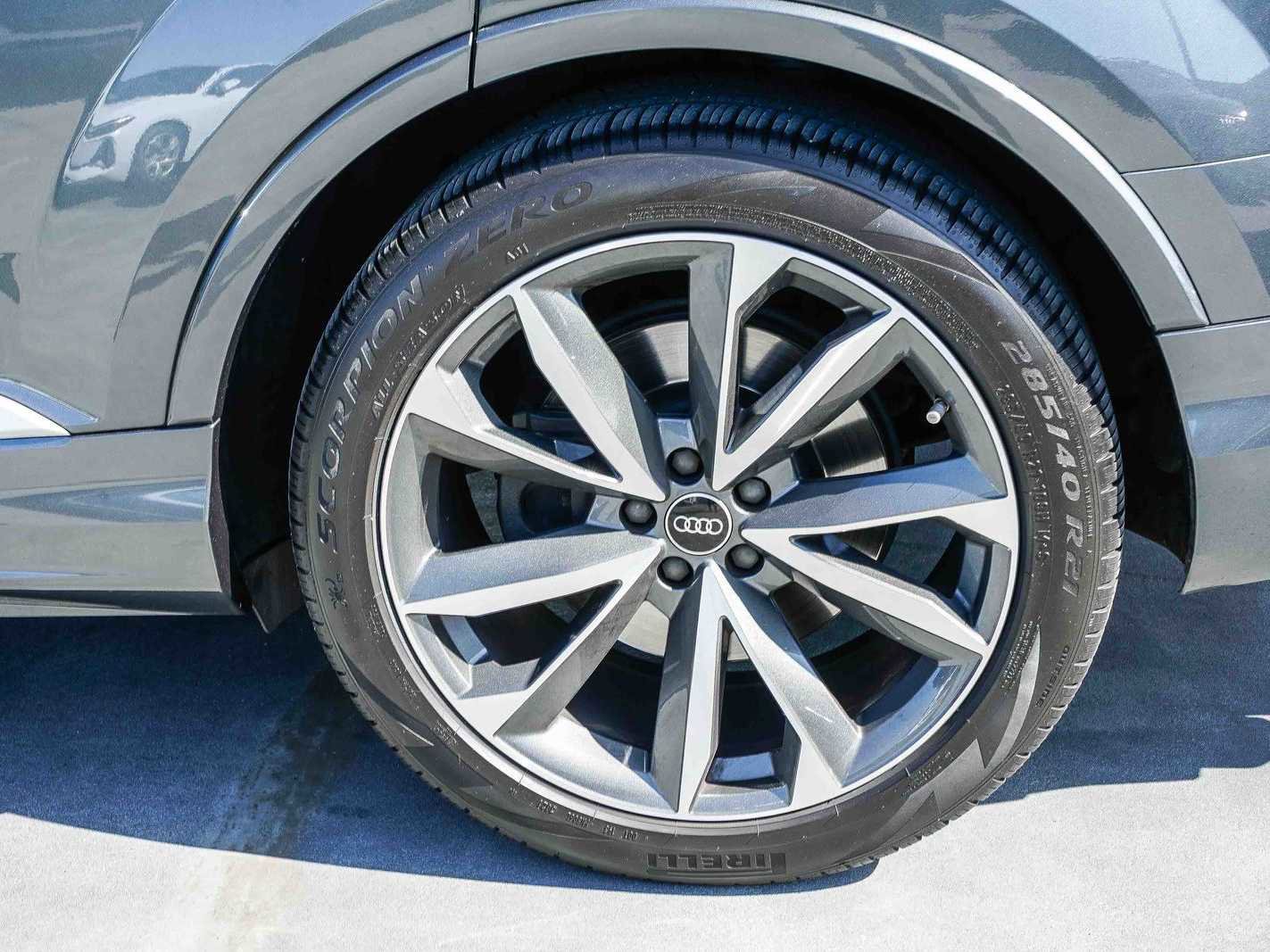 Used 2022 Audi SQ7 Premium Plus image 10
