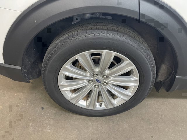 Certified 2021 Ford Explorer Limited w/ Equipment Group 301A image 20