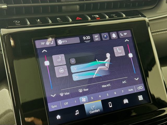 Used 2023 Jeep Grand Cherokee Laredo w/ Luxury Tech Group I image 19