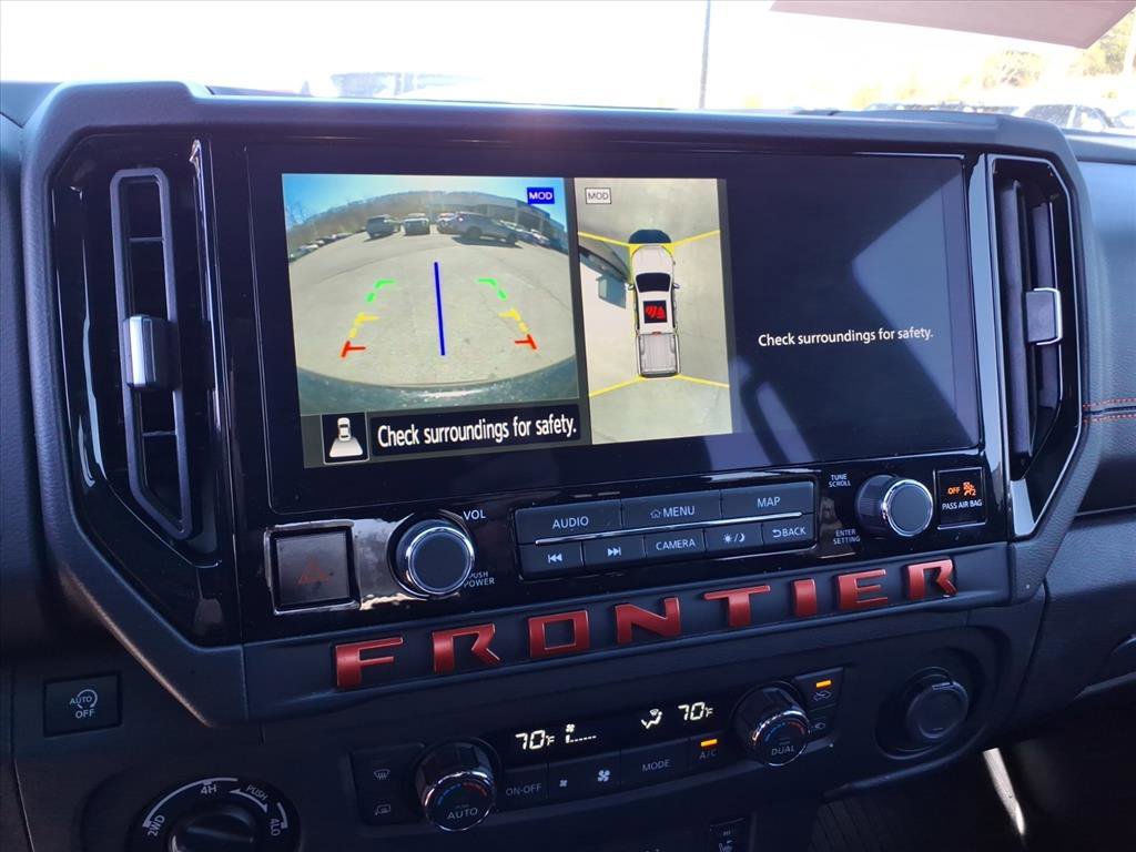 Used 2025 Nissan Frontier PRO-4X w/ Pro Premium Package image 12