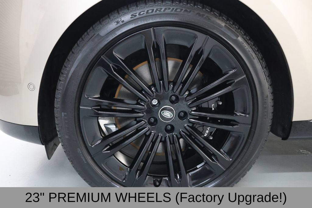 Used 2025 Land Rover Range Rover Long Wheelbase SE AWD/4WD image 50