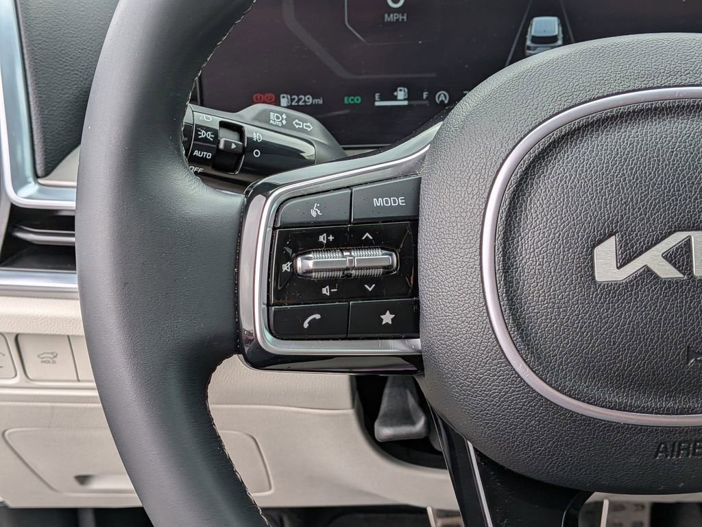 Used 2024 Kia Sorento SX image 20