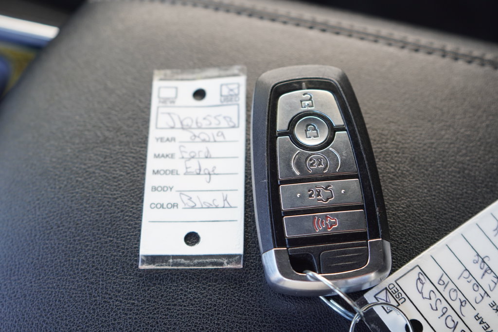 Used 2019 Ford Edge ST w/ Equipment Group 401A AWD/4WD image 36