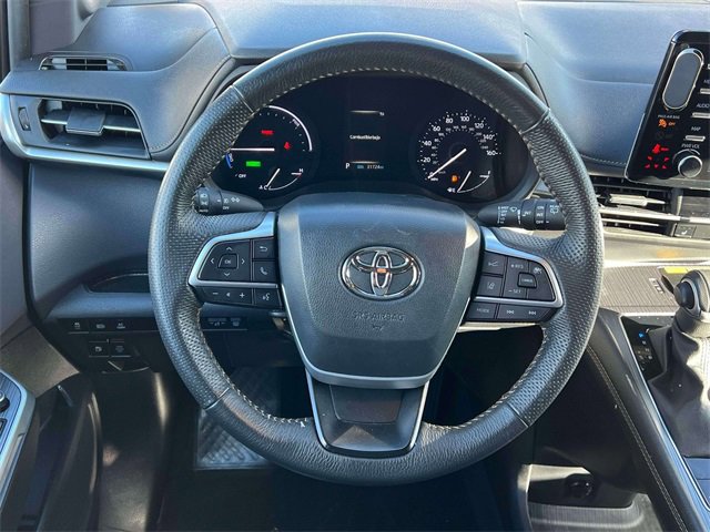Certified 2024 Toyota Sienna XLE Woodland Edition image 17