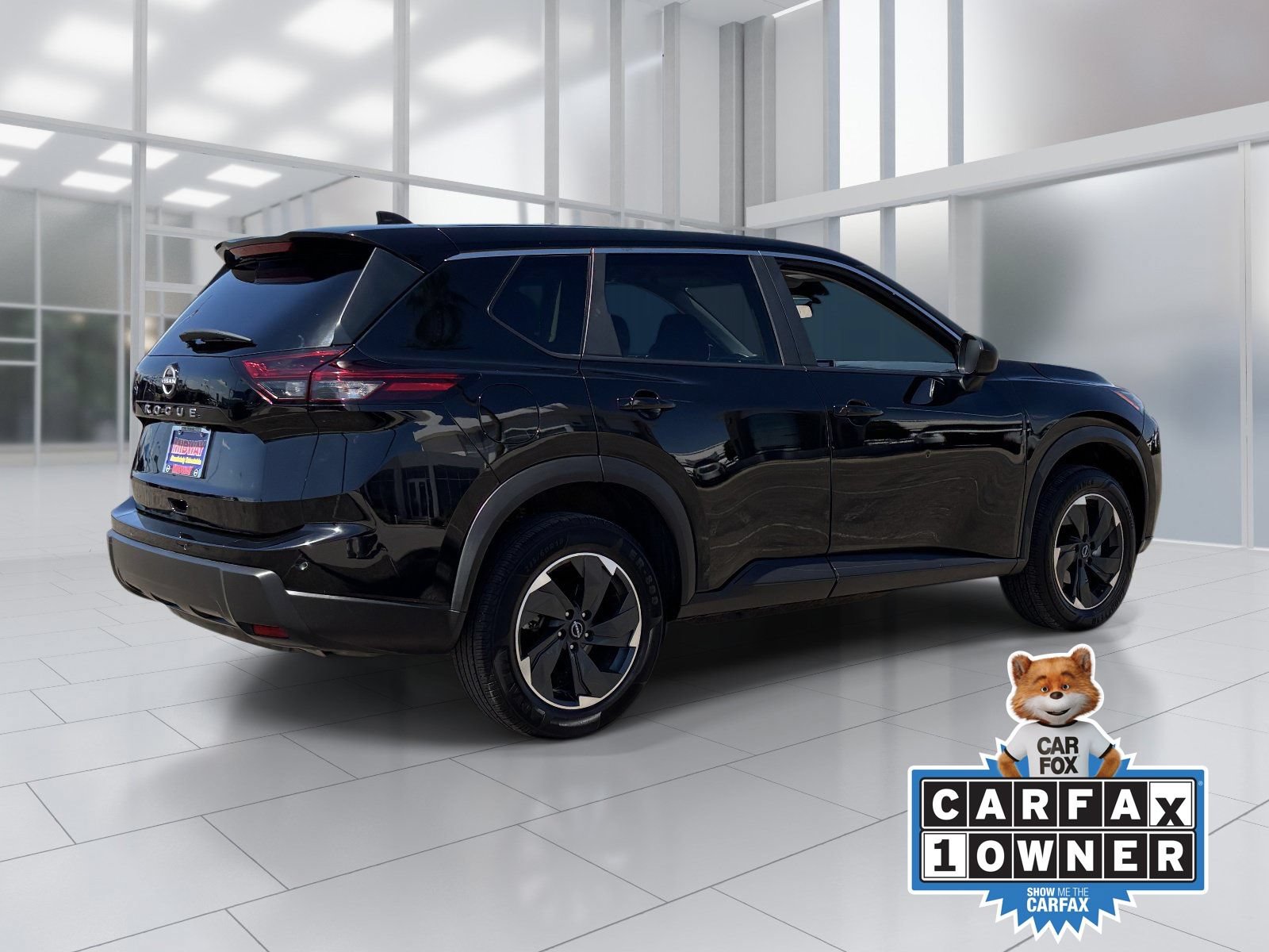 Used 2025 Nissan Rogue SV FWD image 6