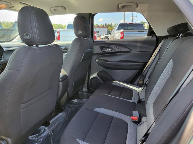New 2026 Chevrolet TrailBlazer LT w/ LT Cold Weather Package FWD image 24