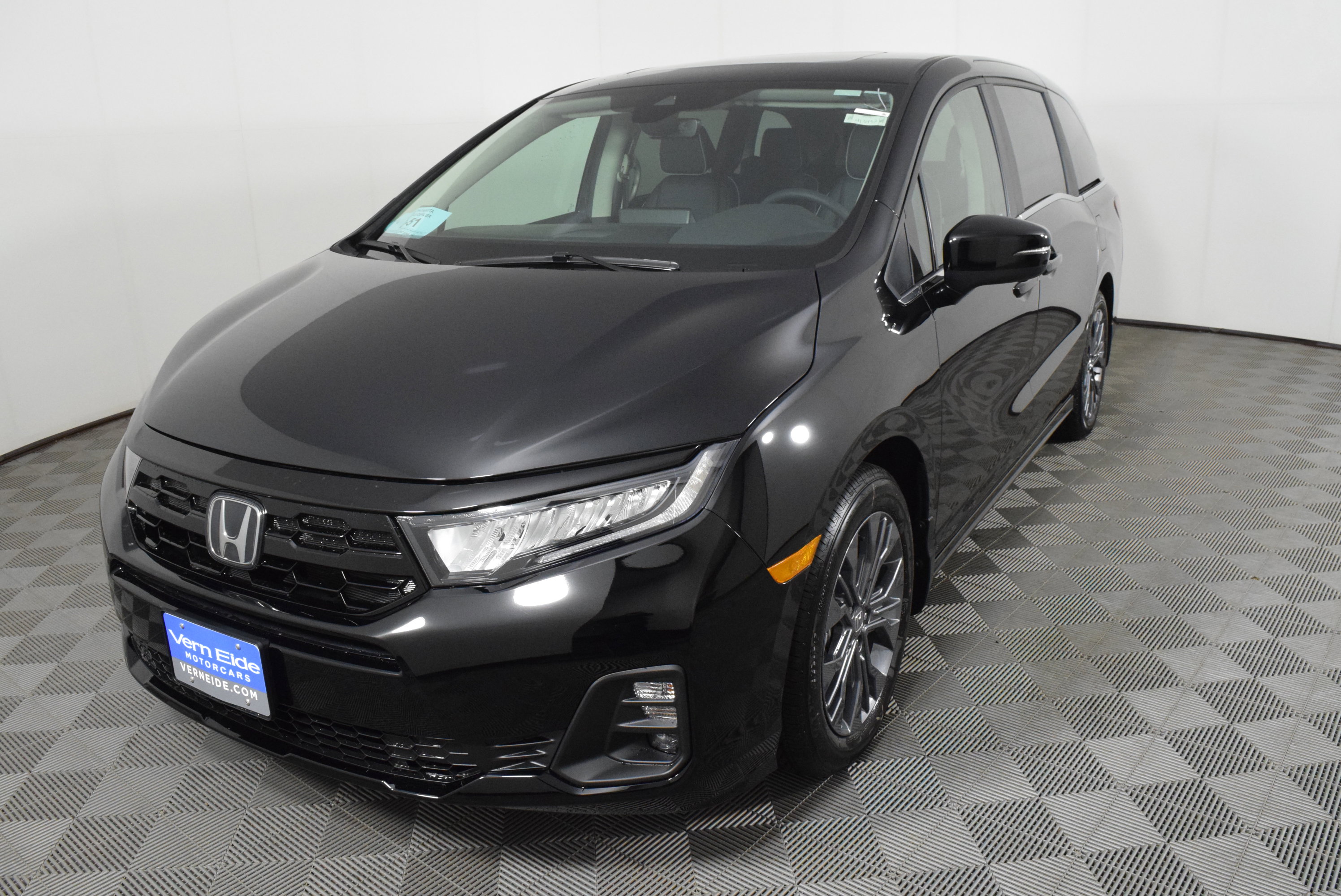 New 2026 Honda Odyssey Touring image 10