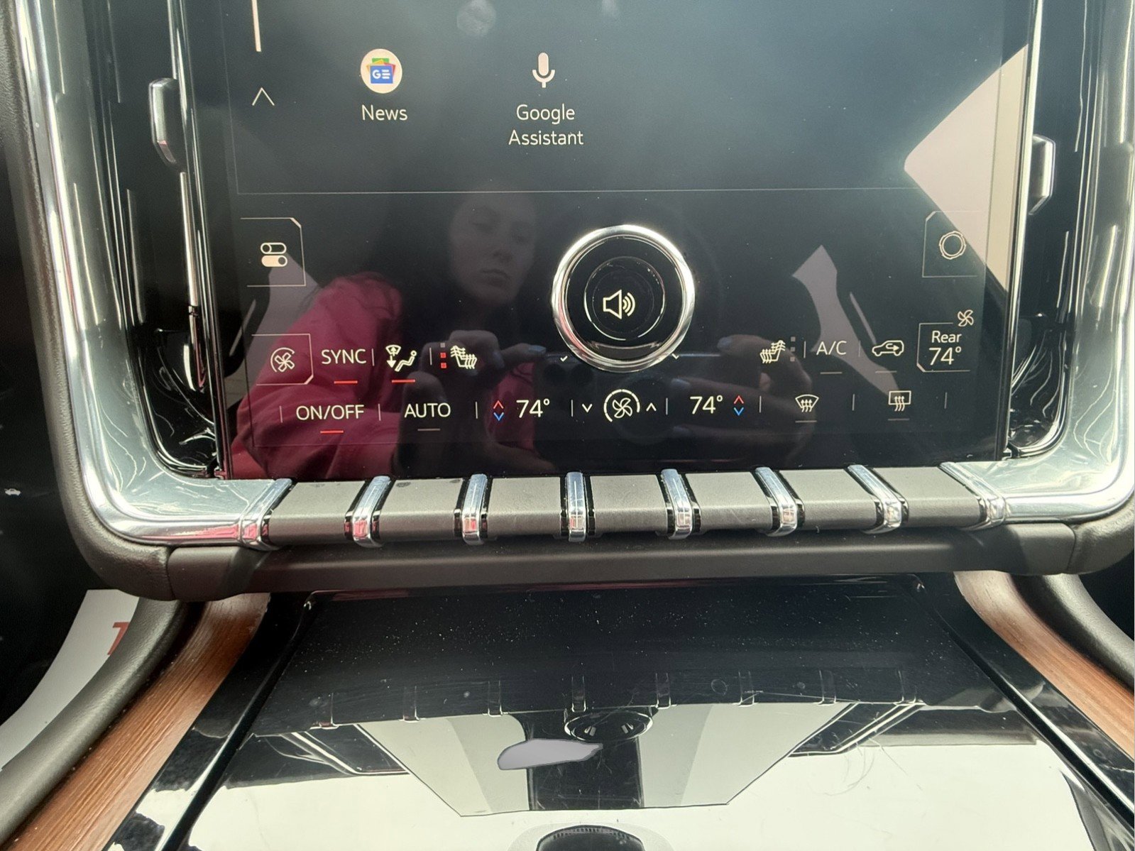 Used 2025 GMC Yukon Denali image 18